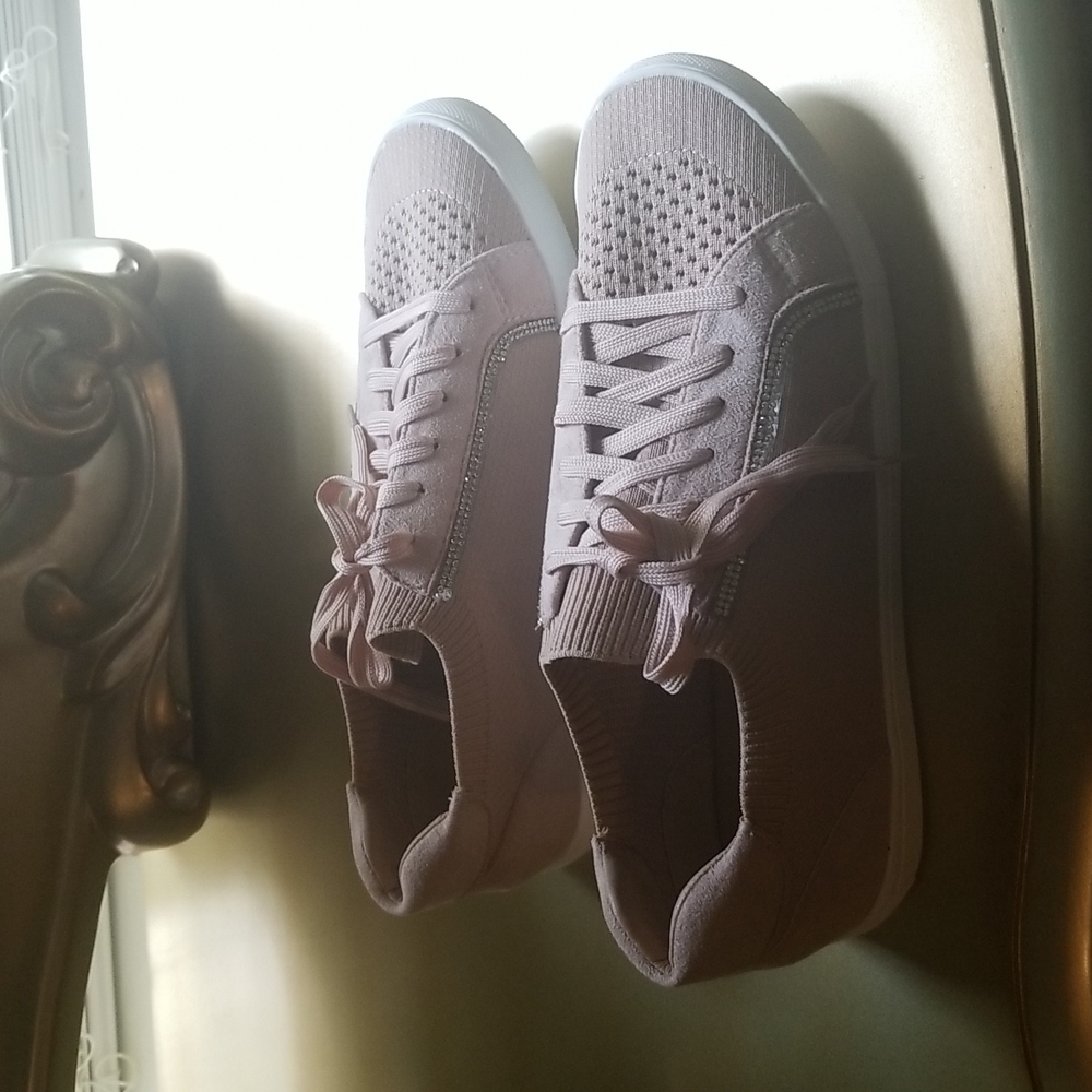 Women shoes